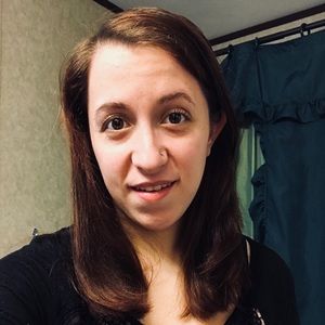 Meet your Posher, Hannah